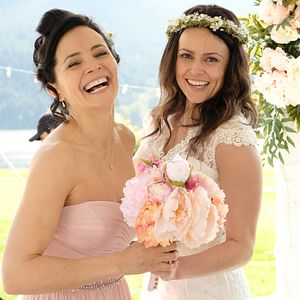 Bilder Wedding March 2: Resorting to Love