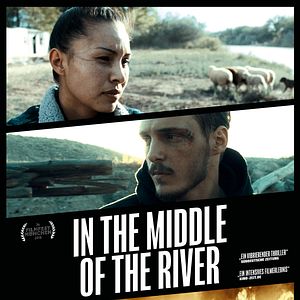 Bilder In The Middle Of The River