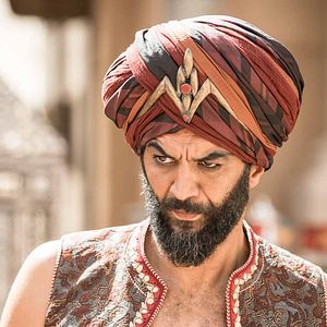 Bilder Aladin - Wunderlampe vs. Armleuchter