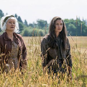 Bilder Alexa Davalos