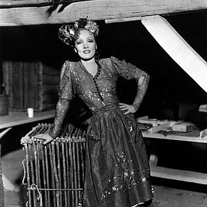 Bilder Der Teufel ist eine Frau