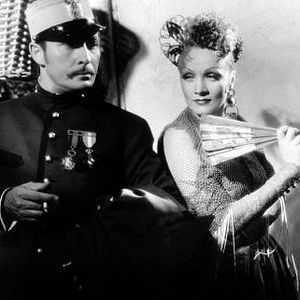 Bilder Der Teufel ist eine Frau