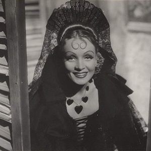 Bilder Der Teufel ist eine Frau