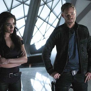 Bilder Hannah John-Kamen