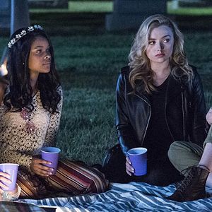 Bilder Light As A Feather