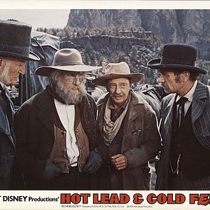 Bilder Heiße Schüsse, kalte Füße