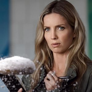 Bilder Annabelle Wallis