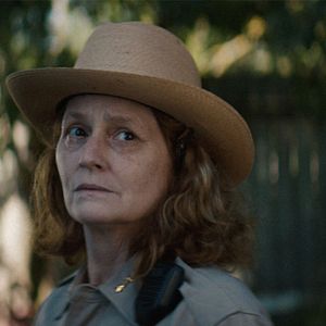 Bilder Burn Country - Fremd im eigenen Land