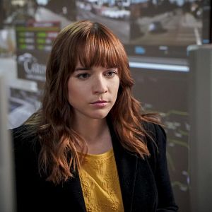 Bilder Renee Felice Smith