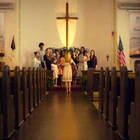 Bilder Hoffnung auf steinigen Wegen