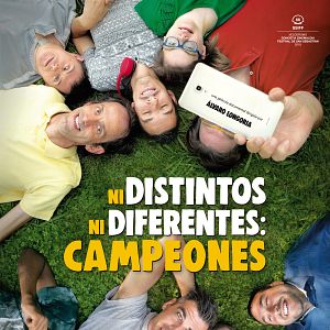 Bilder Ni distintos, ni diferentes: Campeones