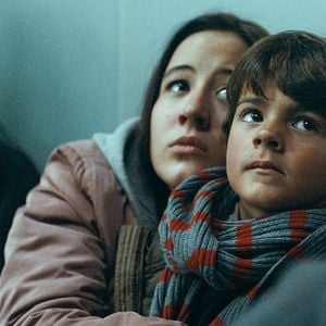 Bilder 24 Hours - Two Sides Of Crime