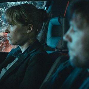 Bilder 24 Hours - Two Sides Of Crime