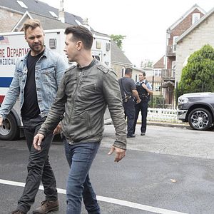 Bilder Patrick John Flueger