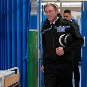 Bilder Adrian Dunbar