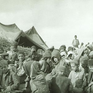 Bilder Die Austreibung des armenischen Volkes in die Wüste