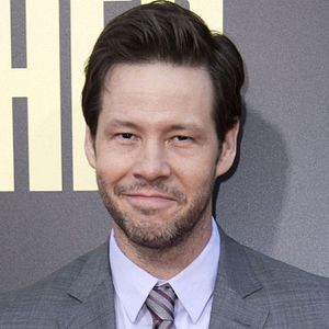 Bilder Ike Barinholtz