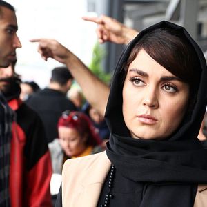 Bilder Bana Bir Aşk Şarkısı Söyle