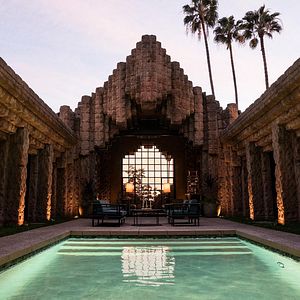 Bilder I Am The Night