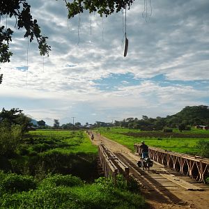 Bilder Anderswo. Allein in Afrika