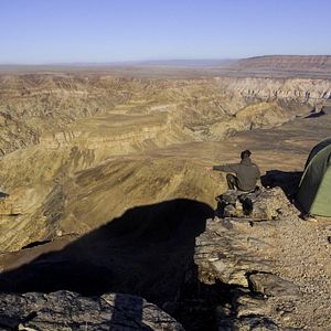 Bilder Anderswo. Allein in Afrika