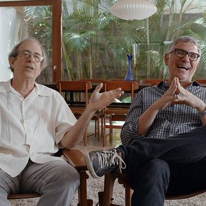 Bilder Rindo à Toa – Humor sem Limites