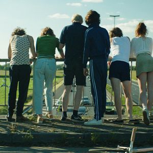 Bilder Wir – der Sommer, als wir unsere Röcke hoben und die Welt gegen die Wand fuhr