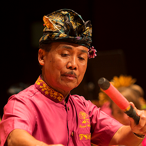 Bilder Nyoman Wenten