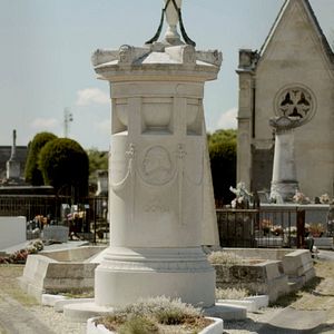 Bilder Oscuro Y Lucientes