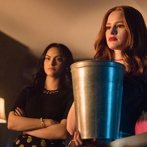 Bilder Camila Mendes