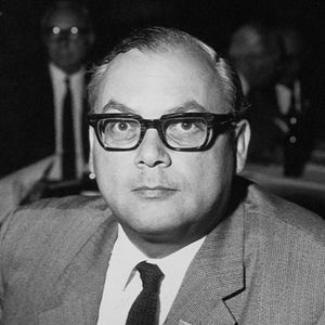 Bilder Die Geheimnisse des Schönen Leo