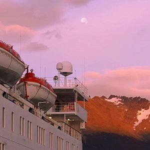 Bilder Die feurigen Schwestern