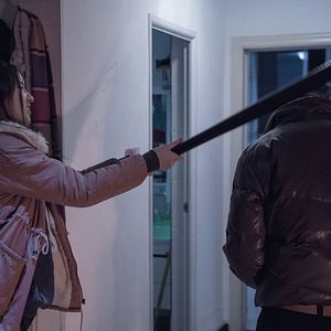 Bilder An Elephant Sitting Still