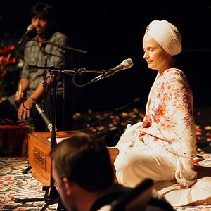 Bilder Mantra - Sounds into Silence