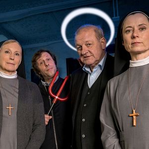 Bilder Wilsberg: Gottes Werk und Satans Kohle