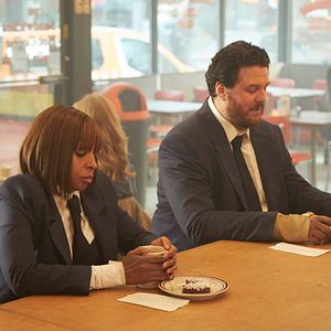 Bilder Cameron Britton