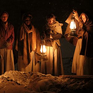 Bilder Escaping the Madhouse: The Nellie Bly Story