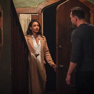 Bilder Candice Patton