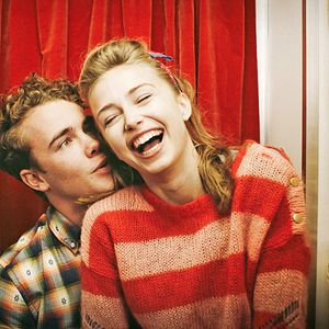 Bilder Sophie Simnett