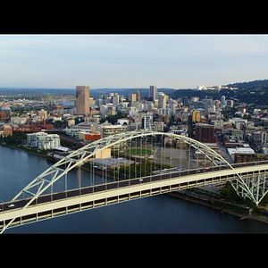 Bilder The Competition