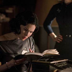 Bilder Laura Mennell