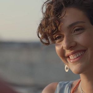 Bilder Bir Aşk İki Hayat