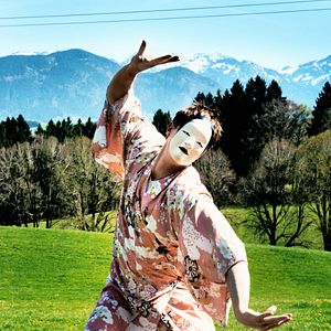 Bilder Kirschblüten & Dämonen