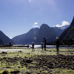 Bilder Zwei Familien auf Weltreise - Der Film