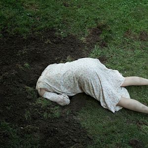 Bilder The Hole In The Ground