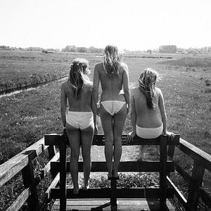 Bilder Wir – der Sommer, als wir unsere Röcke hoben und die Welt gegen die Wand fuhr