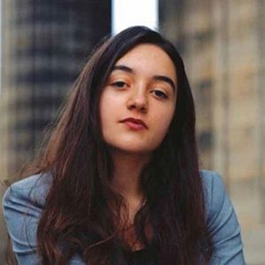 Bilder Luàna Bajrami