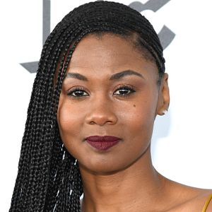 Bilder Emayatzy Corinealdi