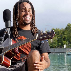 Bilder Blown Away – Music, Miles and Magic