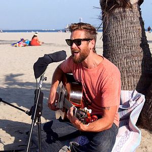 Bilder Blown Away – Music, Miles and Magic